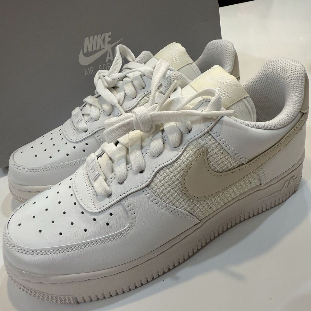 Nike Air Force 1 '07 LV8 Womens Size 6 White Athletic Lifestyle Shoes Sneakers